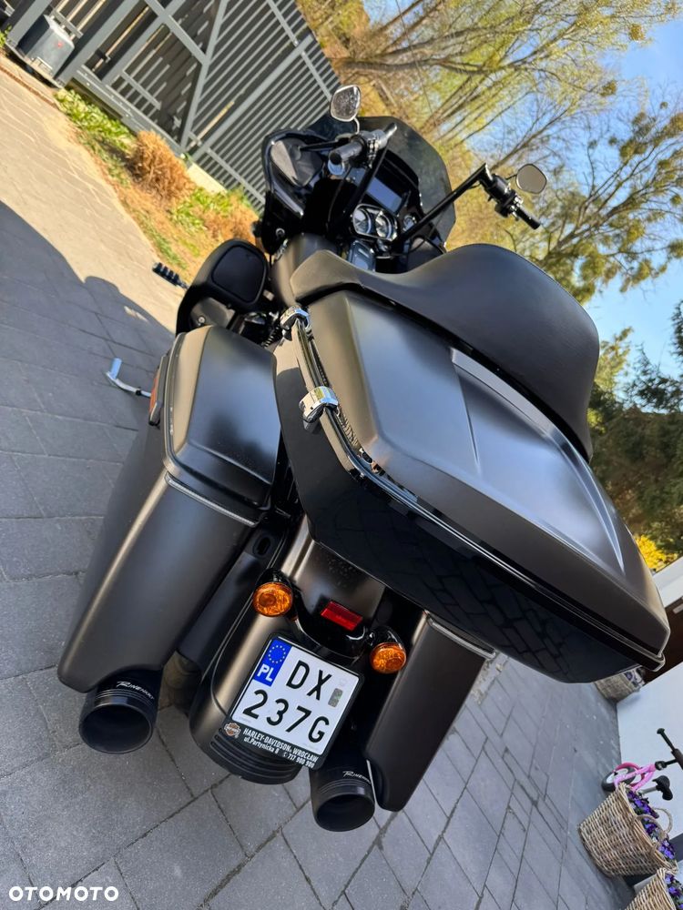 Harley-Davidson Touring Road Glide - 4