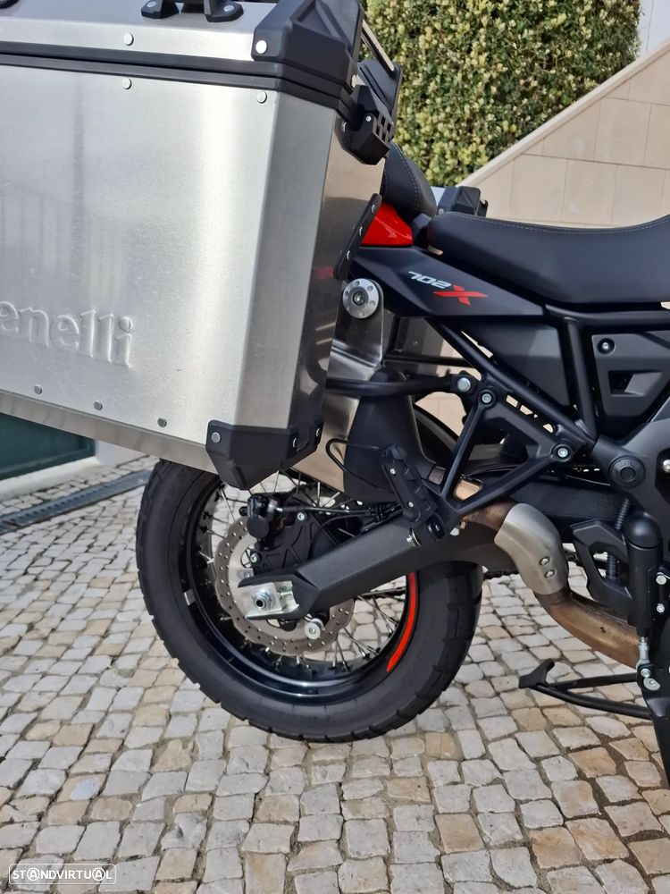 Benelli TRK 702 Benelli TRK 702X - 6