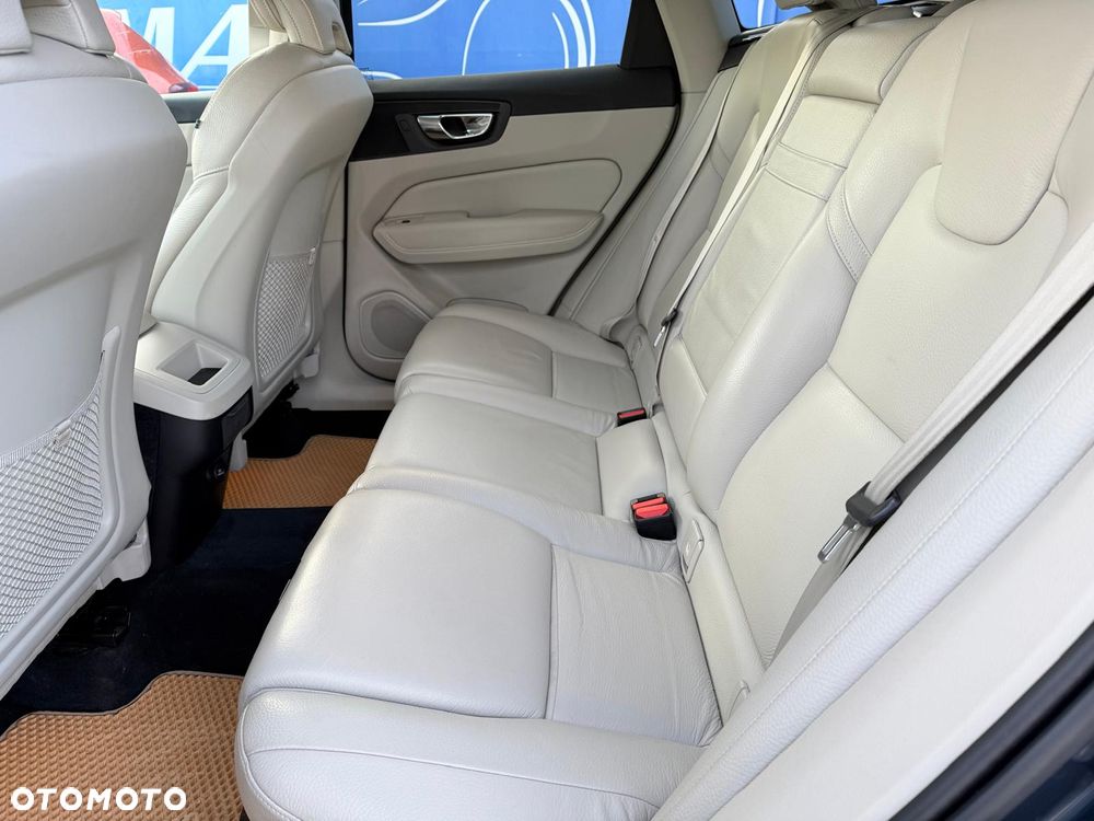 Volvo XC 60 D4 Geartronic Inscription - 12