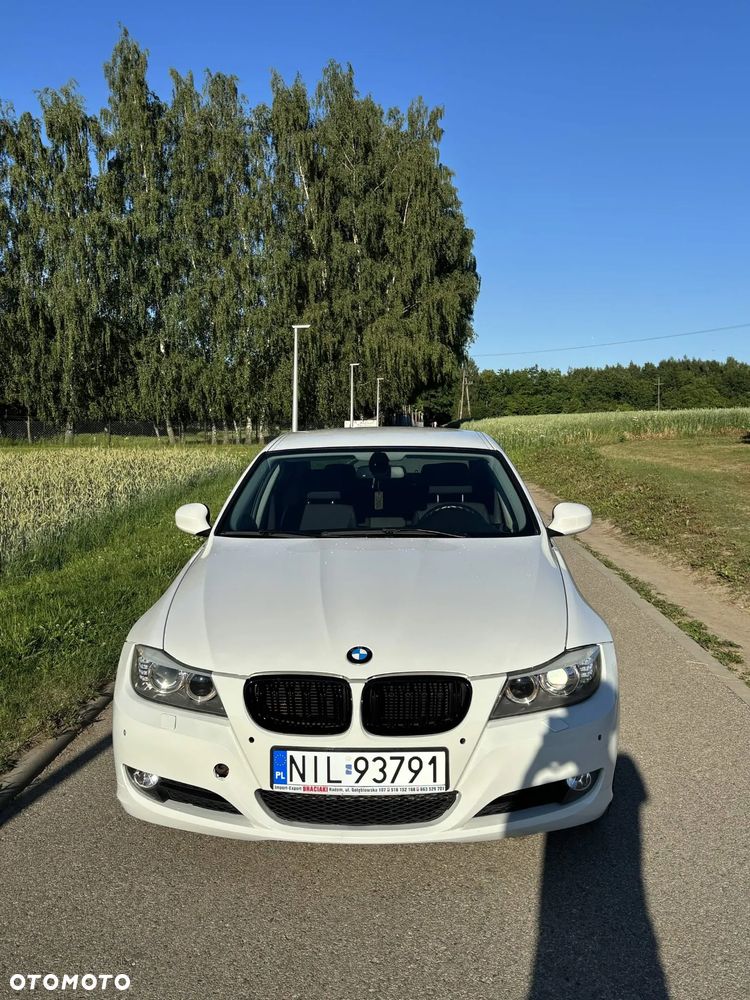 BMW Seria 3 318i - 2