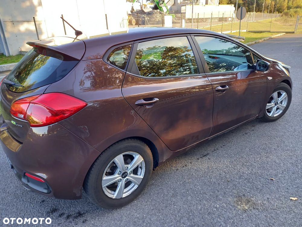 Kia Ceed - 5