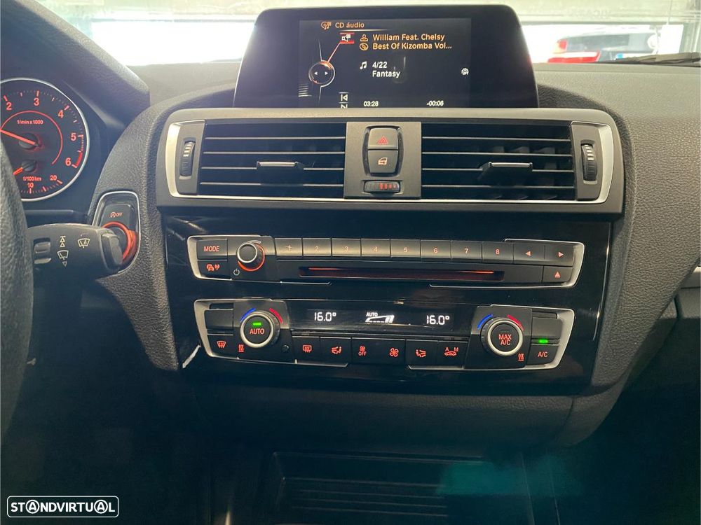 BMW 116 d EfficientDynamics Edition Sport Line - 22