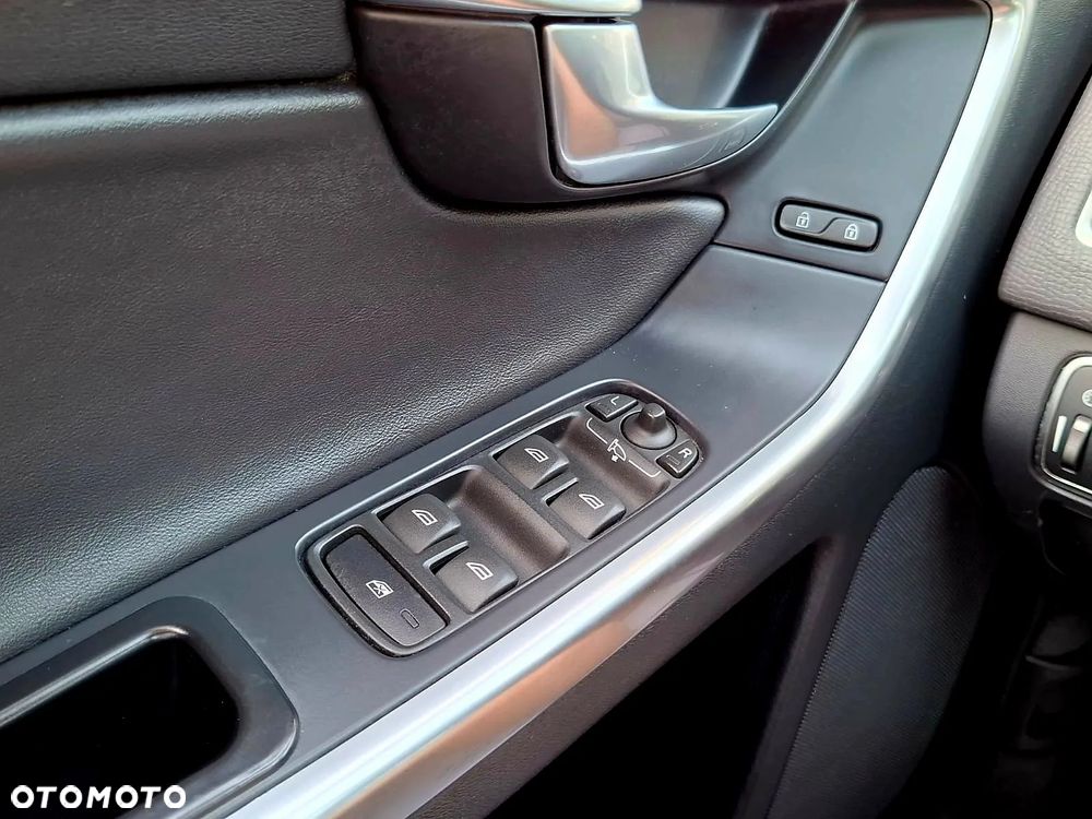 Volvo XC 60 - 29