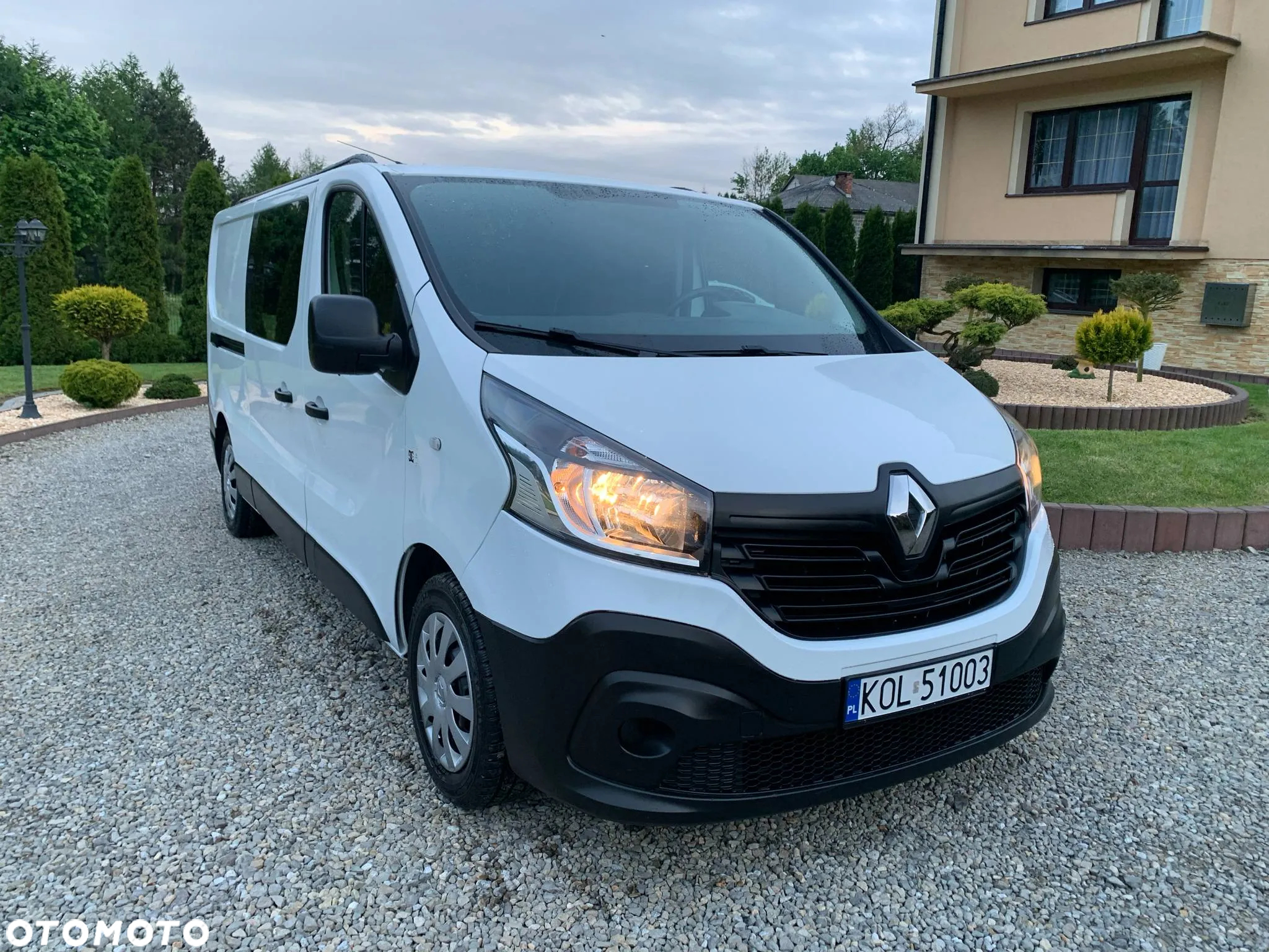 Renault Trafic Bluetooth Relingi Bardzo Zadbany Long - 4