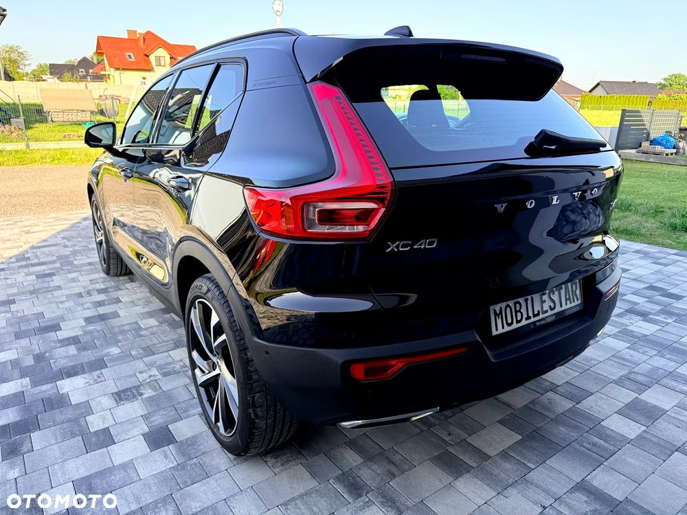 Volvo XC 40 D4 AWD Geartronic R-Design - 30