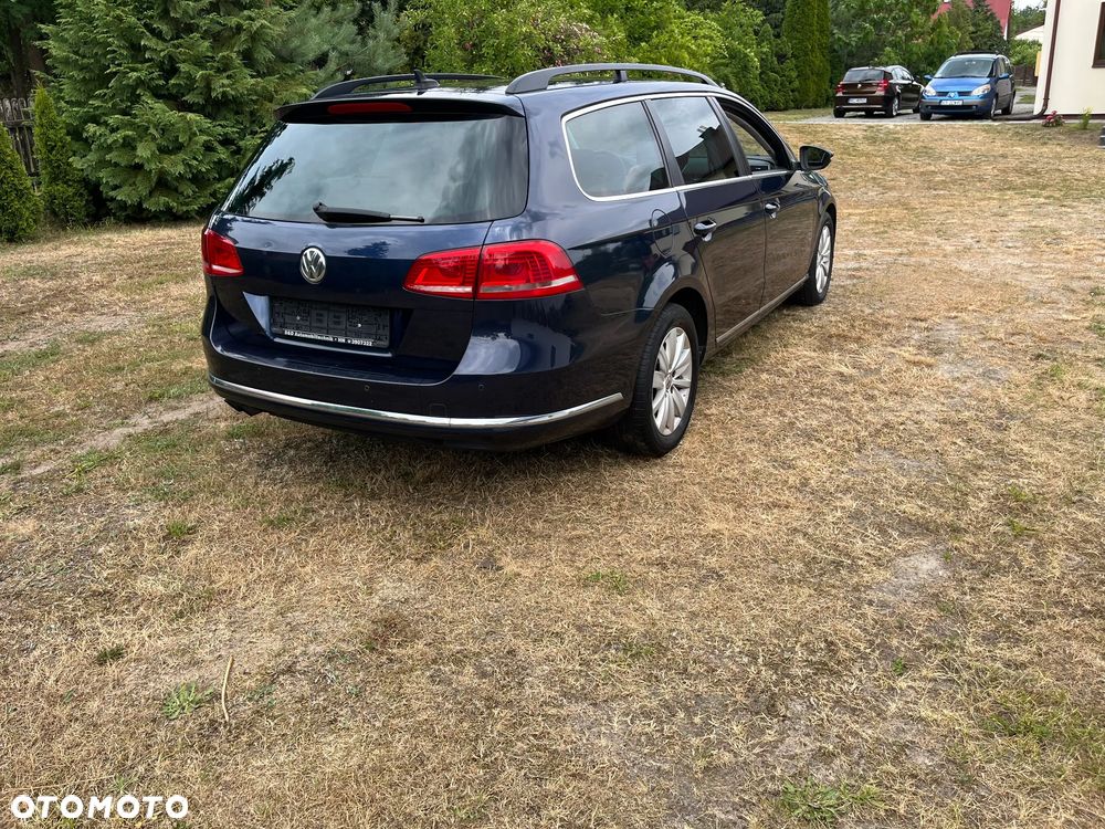 Volkswagen Passat 2.0 TDI DSG BlueMotion Technology Highline - 14
