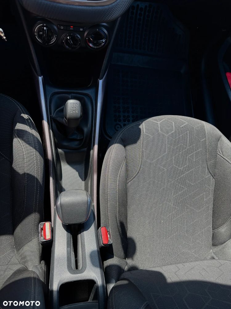 Peugeot 2008 - 12