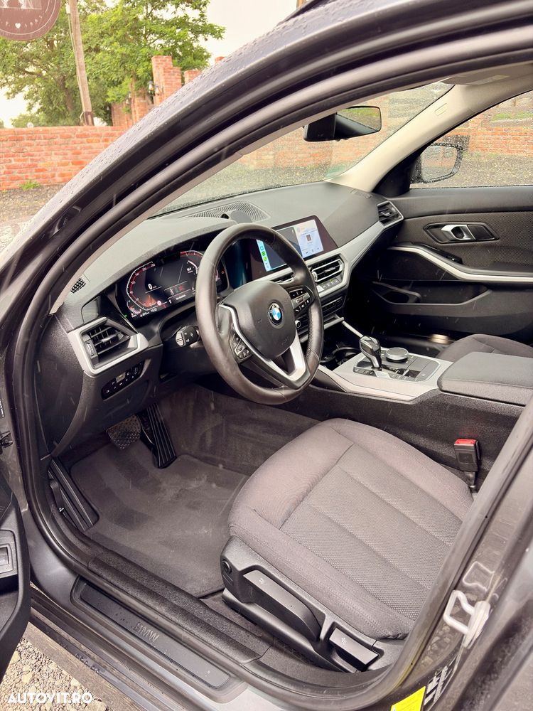 BMW Seria 3 320d Aut. - 5