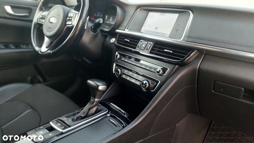 Kia Optima 1.7 CRDI L DCT - 12