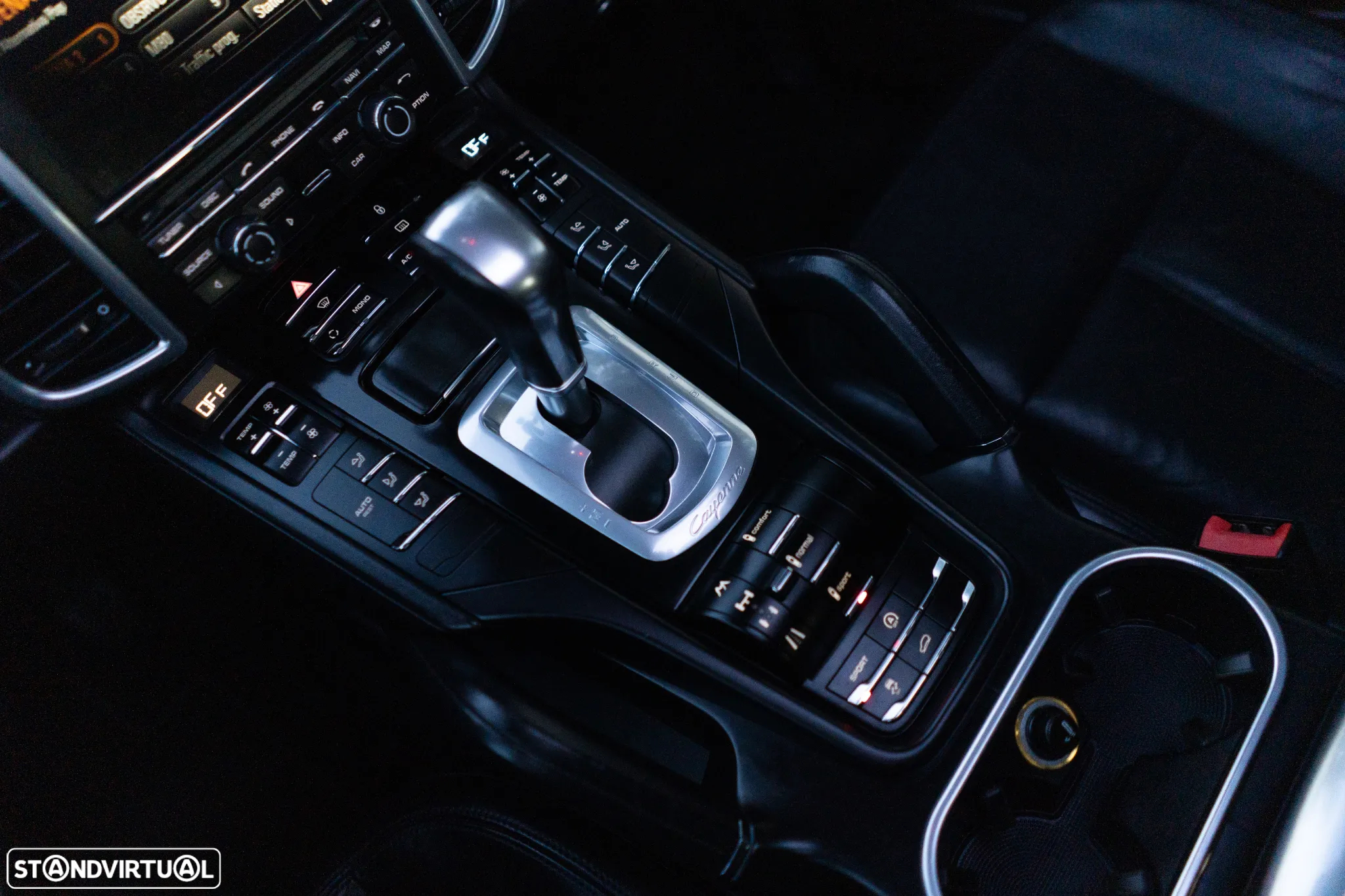 Porsche Cayenne Standard - 16