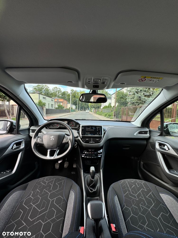 Peugeot 2008 1.5 BlueHDi Style - 7