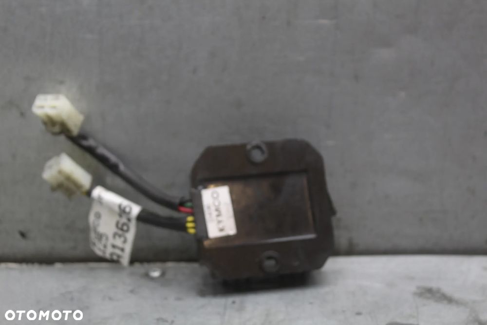 Kymco Grand dink 125 250 Regulator napięcia - 2