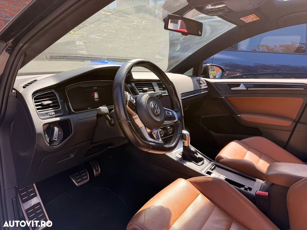 Volkswagen Golf Standard - 7