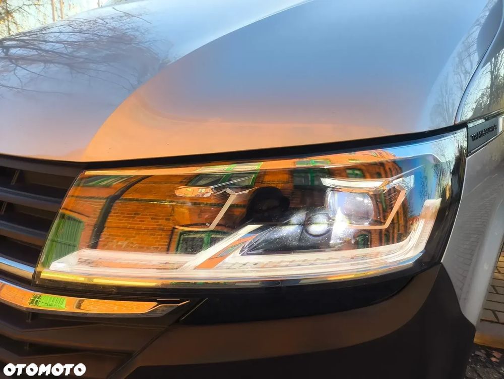 Volkswagen Transporter - 14