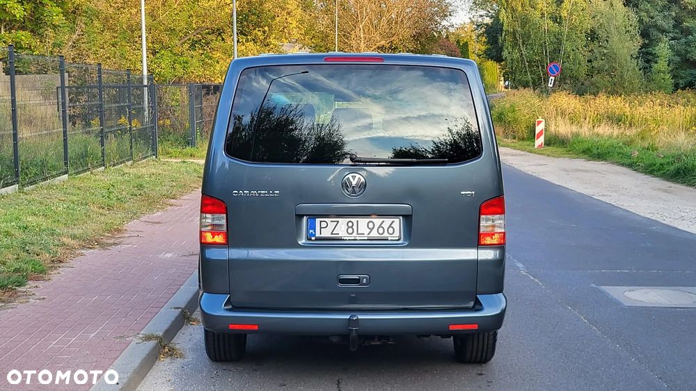 Volkswagen Caravelle - 4