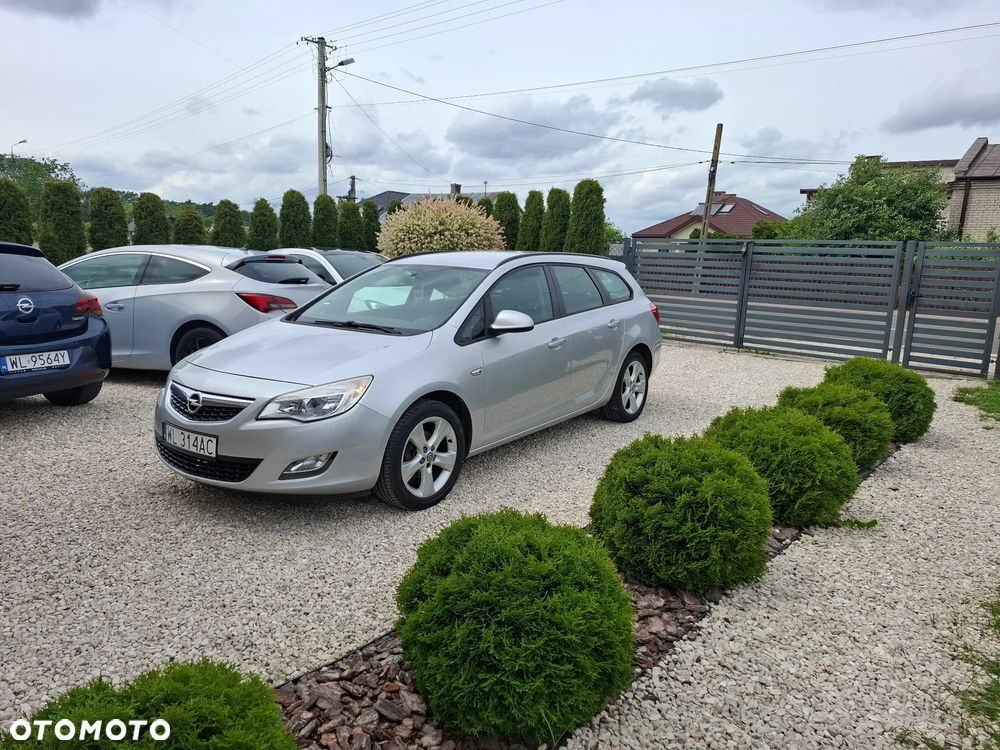 Opel Astra 1.6 Innovation - 9