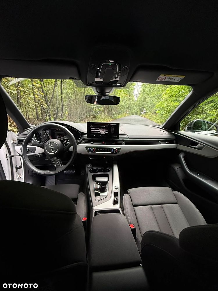 Audi A4 Avant 2023 photo 5