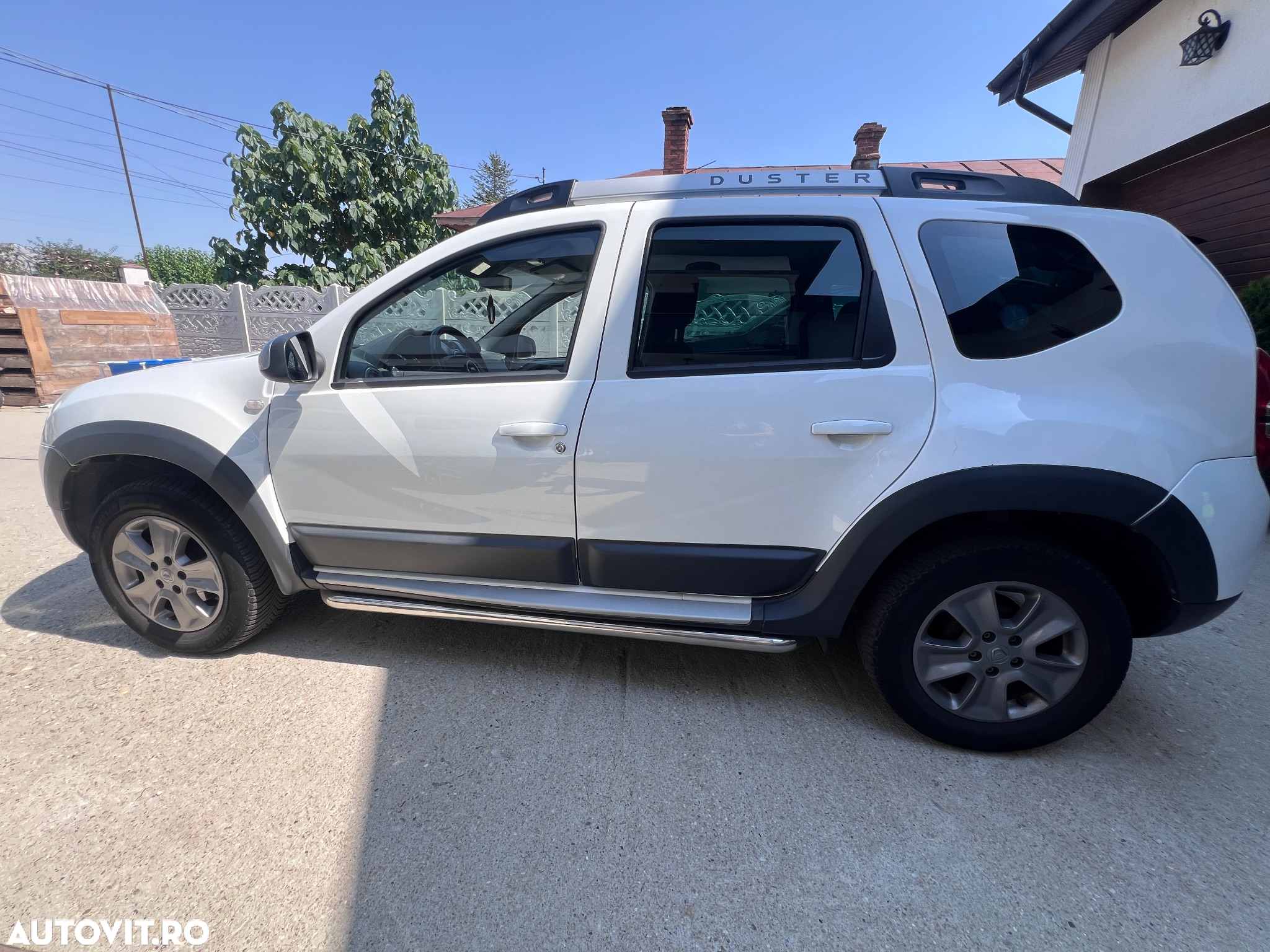 Dacia Duster TCe 125 4x2 Laureate - 8