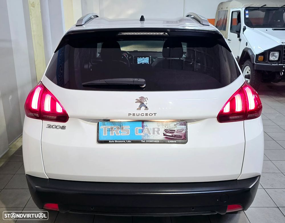 Peugeot 2008 1.5 BlueHDi Signature - 8