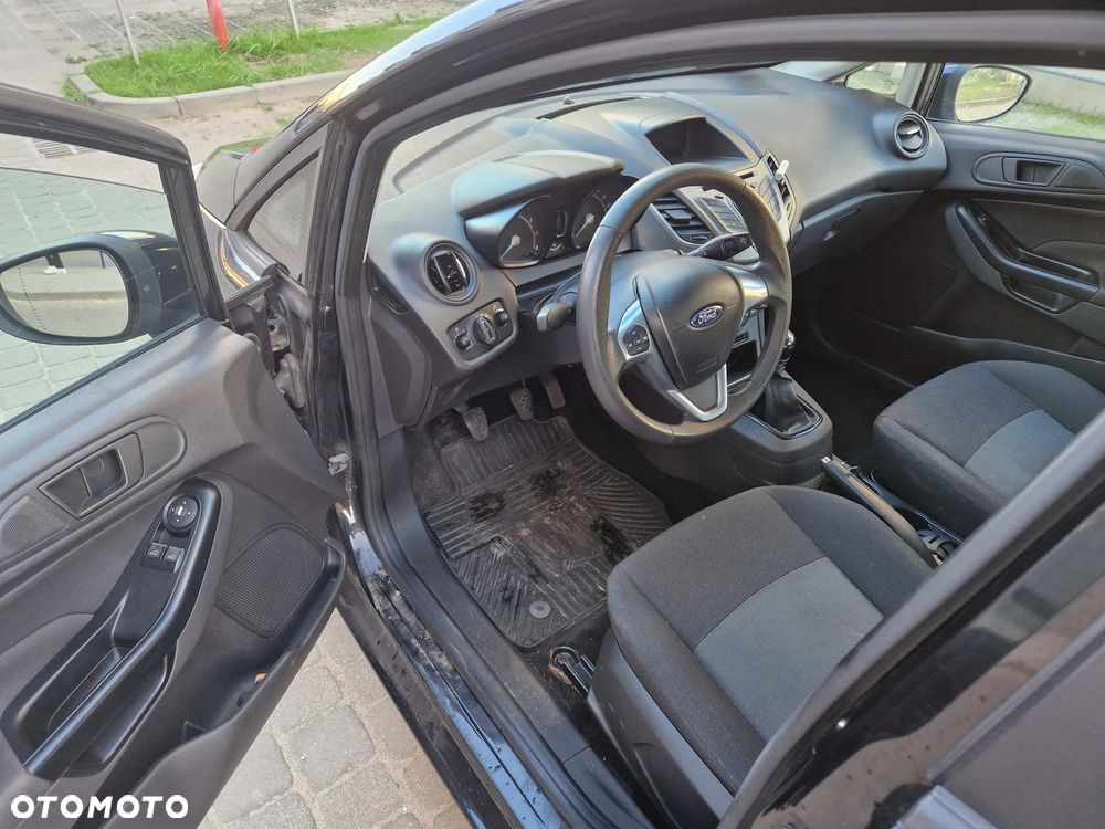 Ford Fiesta 1.25 Ambiente EU5 - 5