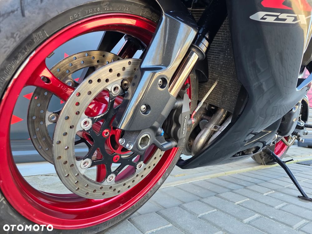 Suzuki GSX-R - 18