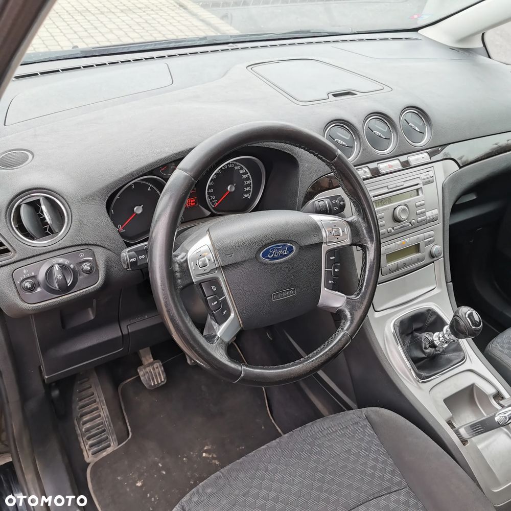 Ford Galaxy 2.0 TDCi Ghia - 20