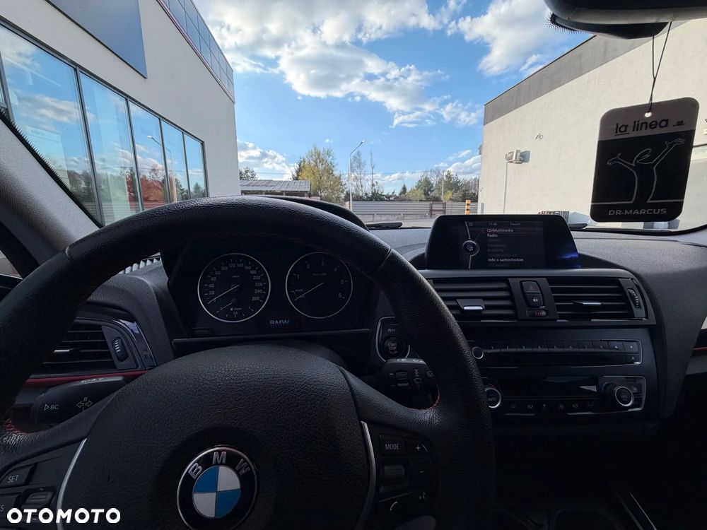 BMW Seria 1 116d Sport Line - 33