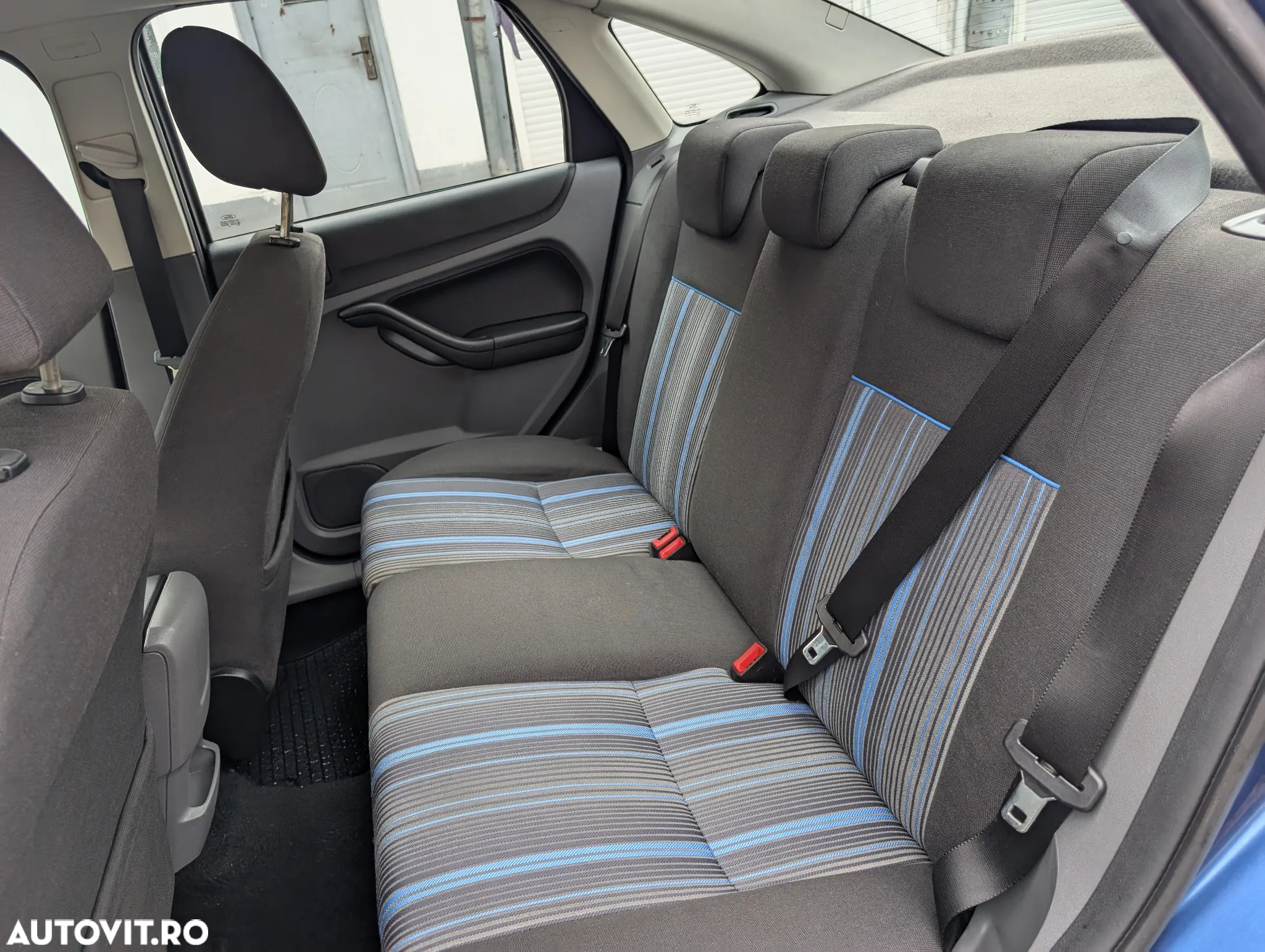 Ford Focus 1.6 Ti-VCT Titanium - 17