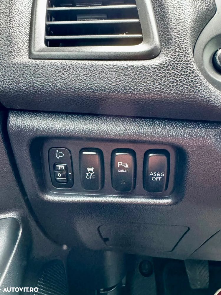 Mitsubishi ASX - 20