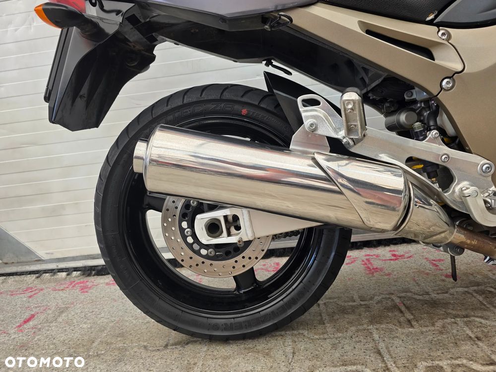 Yamaha TDM - 16