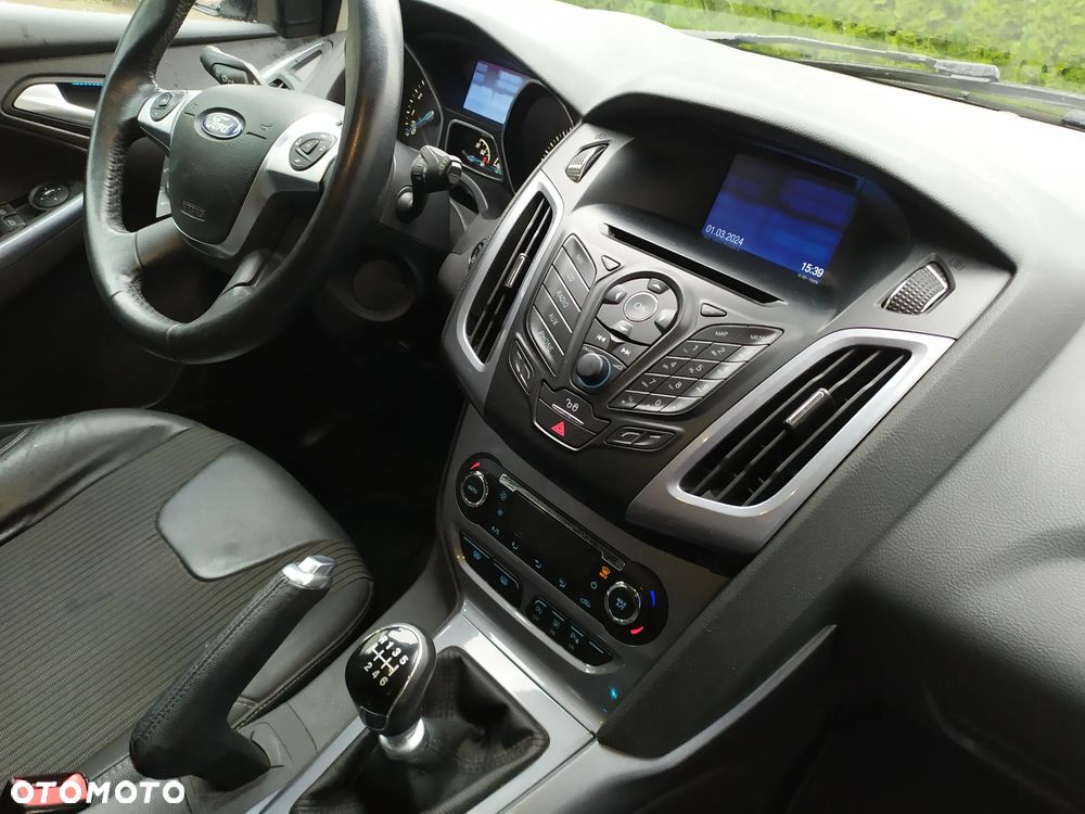 Ford Focus 1.0 EcoBoost Start-Stopp-System TITANIUM X - 12