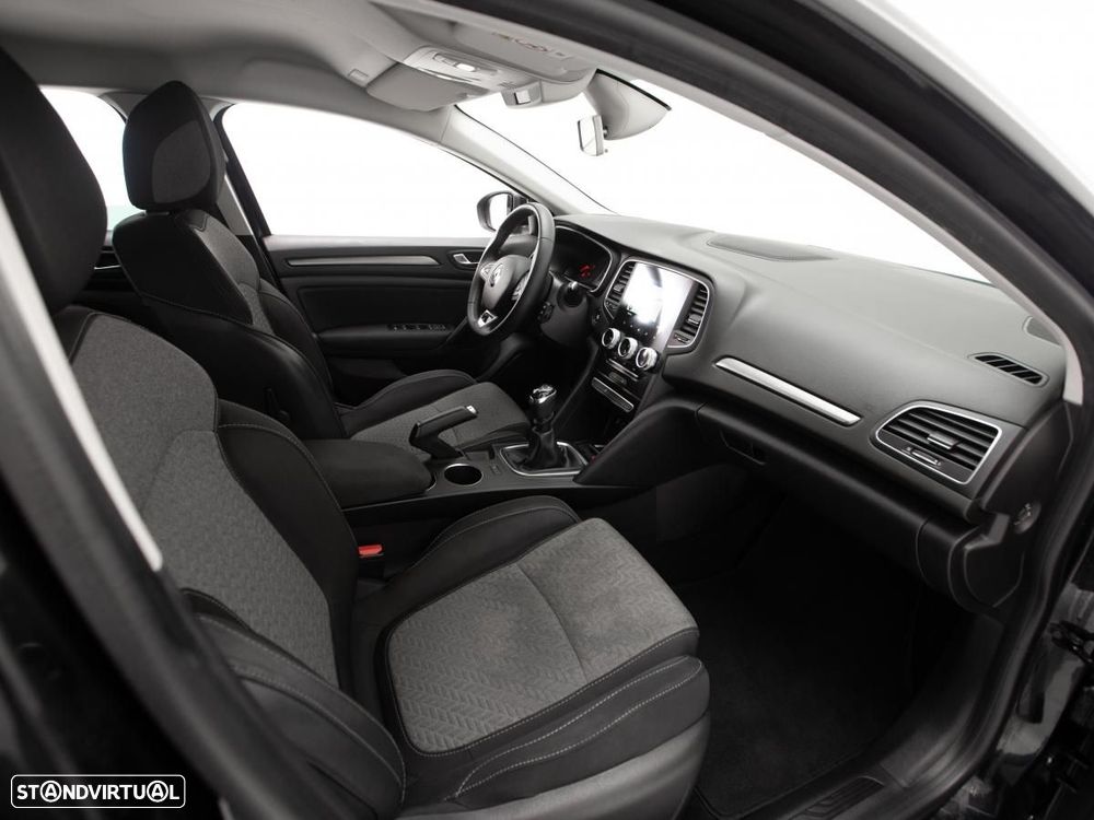 Renault Mégane 1.5 Blue dCi Limited - 9