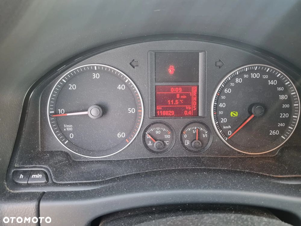 Volkswagen Golf Plus 1.9 TDI Comfortline DSG - 11