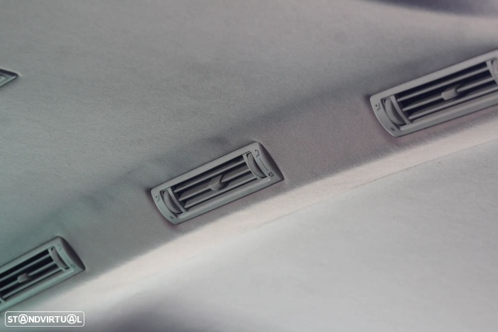 Ford Galaxy TDI Ghia - 19