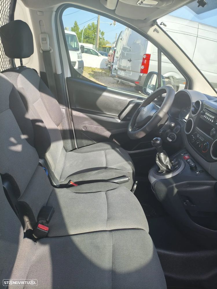 Citroën BERLINGO 1.6HDI LONGA 3 LUG - 13