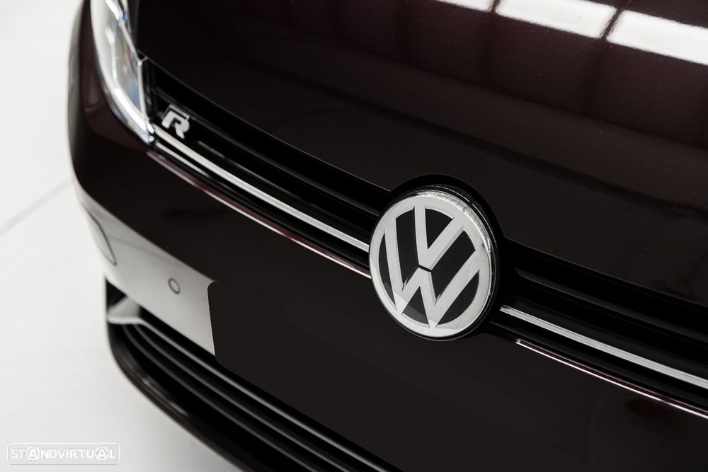 VW Golf R 4Motion (BlueMotion ) DSG - 11