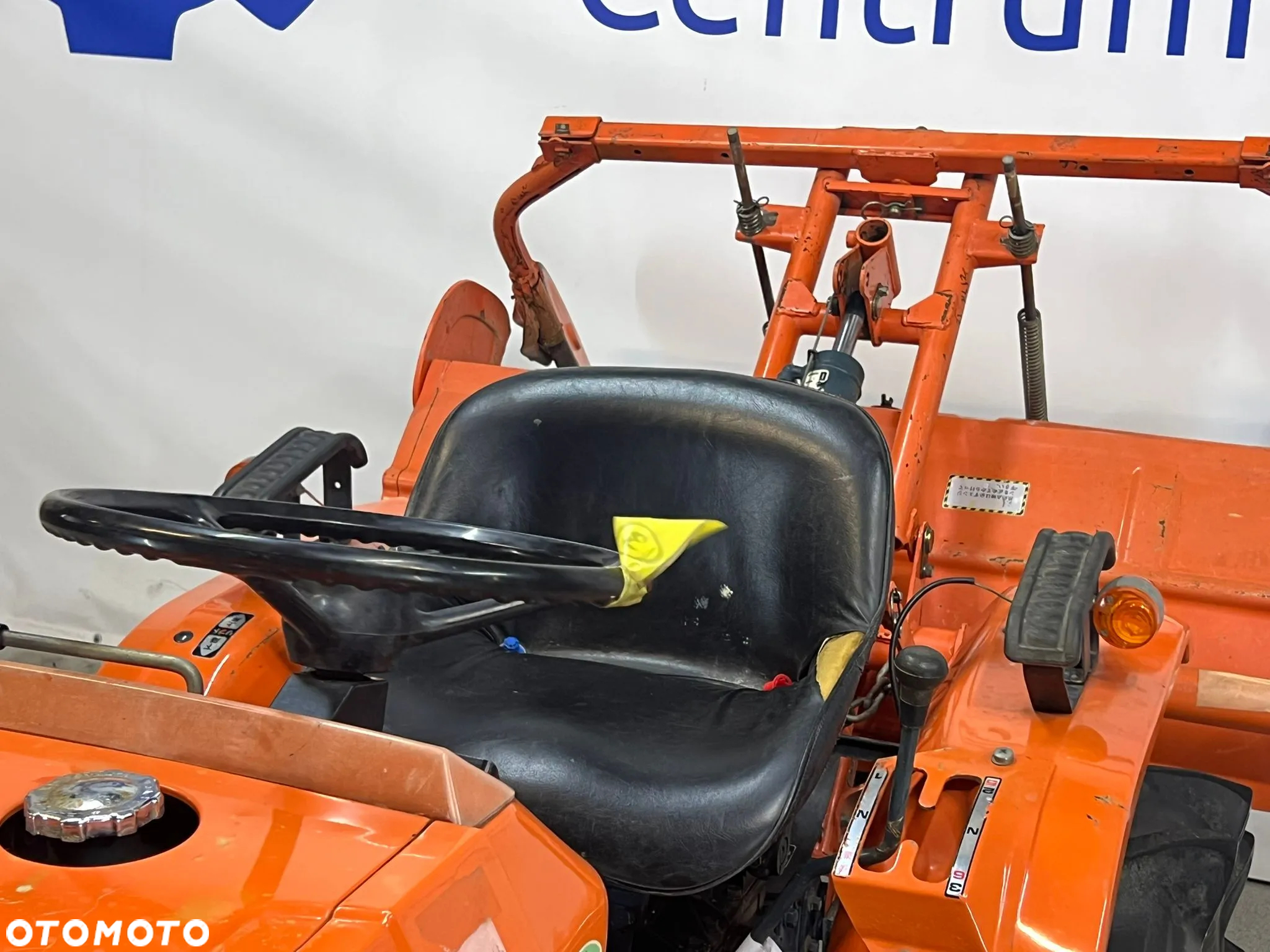 Kubota B1502 - 4