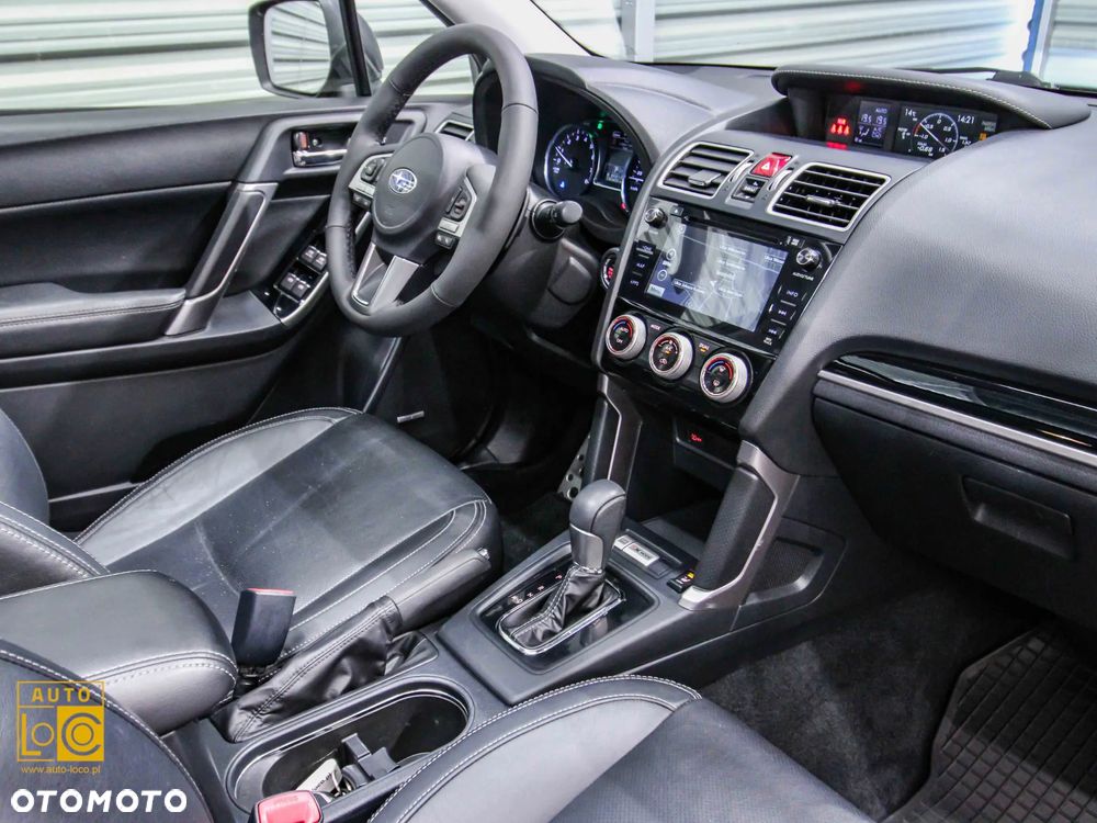 Subaru Forester 2.0 XT Platinum Lineartronic - 17