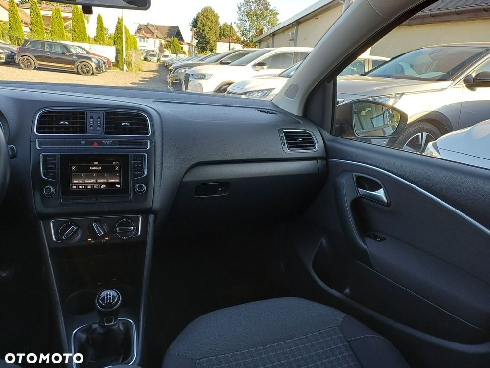 Volkswagen Polo 1.0 (Blue Motion Technology) Trendline - 21