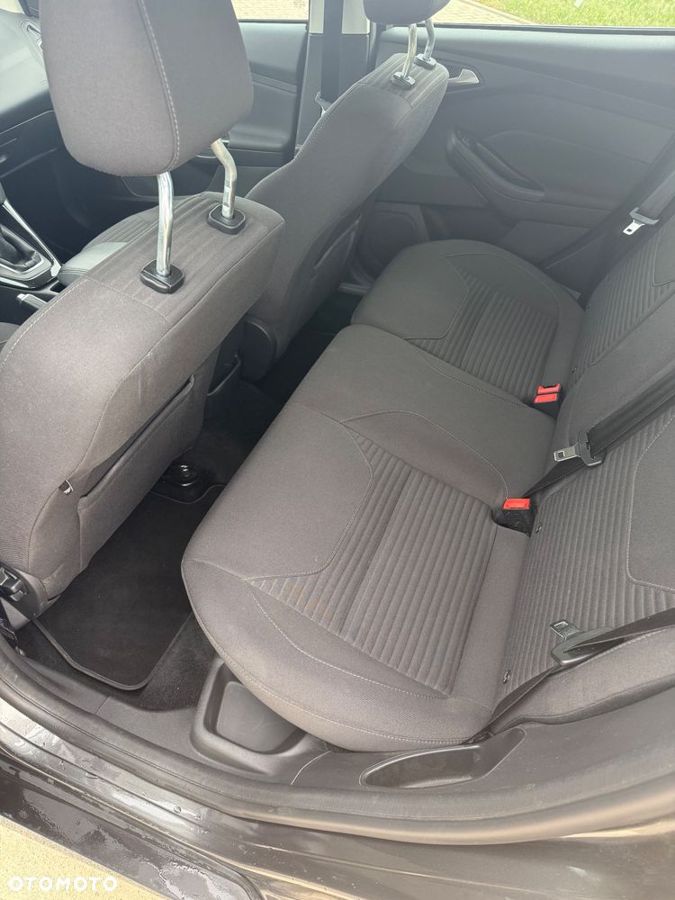 Ford Focus 2.0 TDCi Titanium ASS - 6