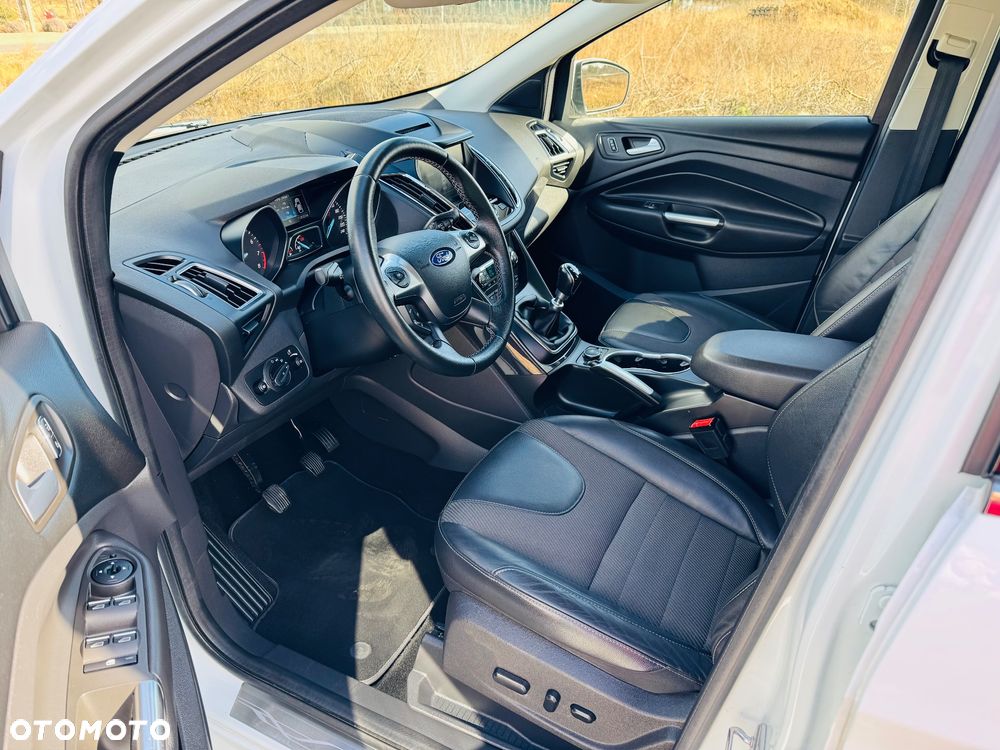 Ford Kuga 1.5 EcoBoost 2x4 Individual - 5