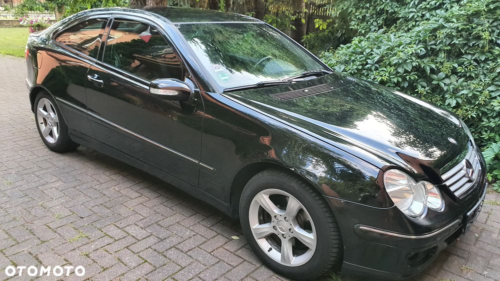 Mercedes-Benz Klasa C 200 Kompressor Automatik - 37