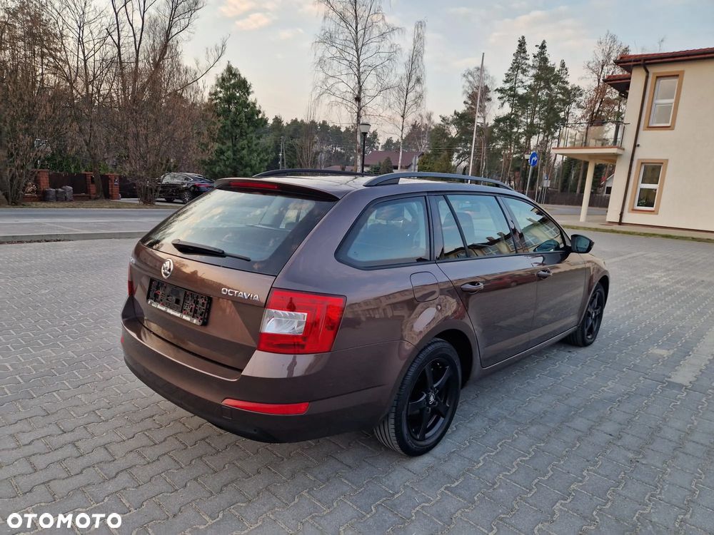 Skoda Octavia 1.6 TDI DPF GreenLine - 3