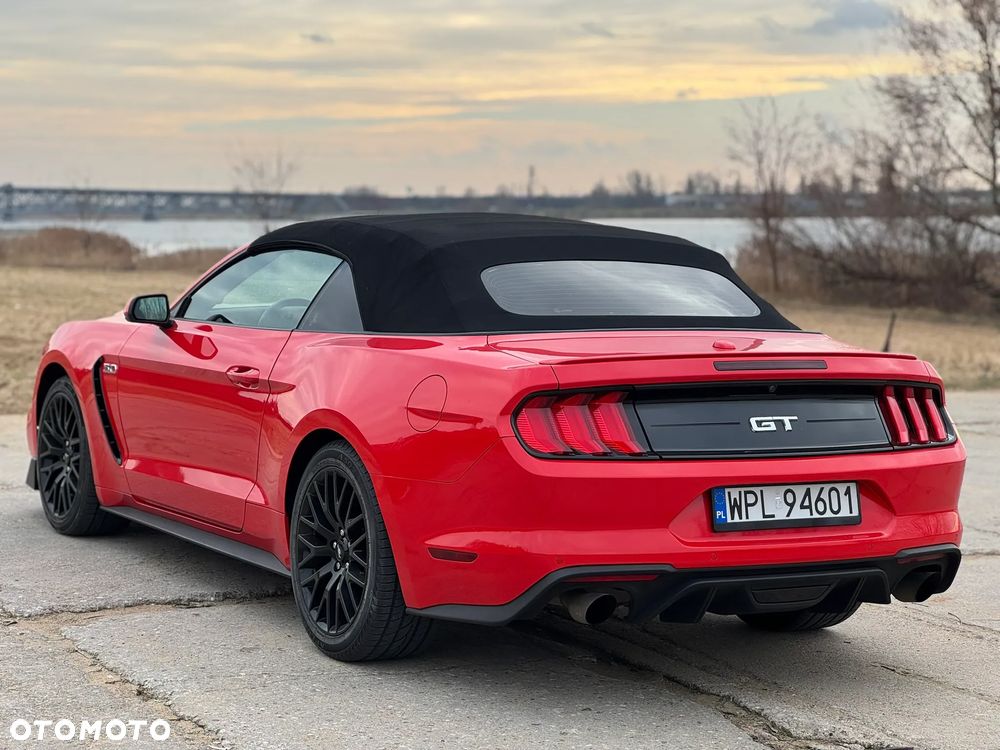 Ford Mustang 5.0 V8 GT - 6