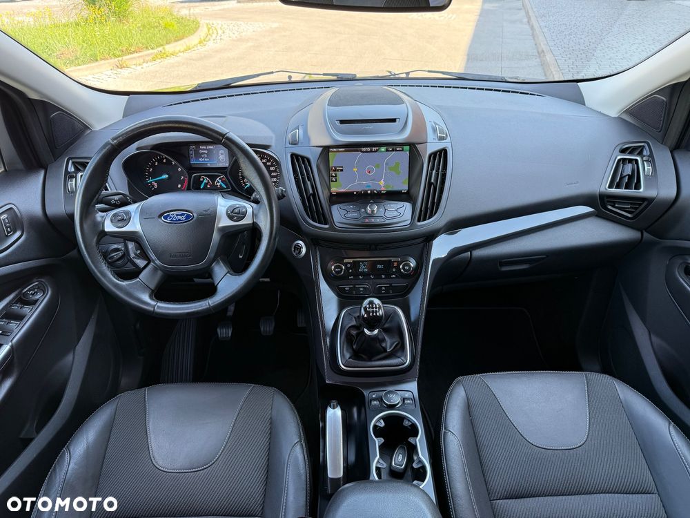 Ford Kuga 1.5 EcoBoost 2x4 Titanium - 12