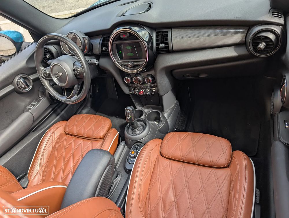 MINI Cabrio Cooper Auto - 9