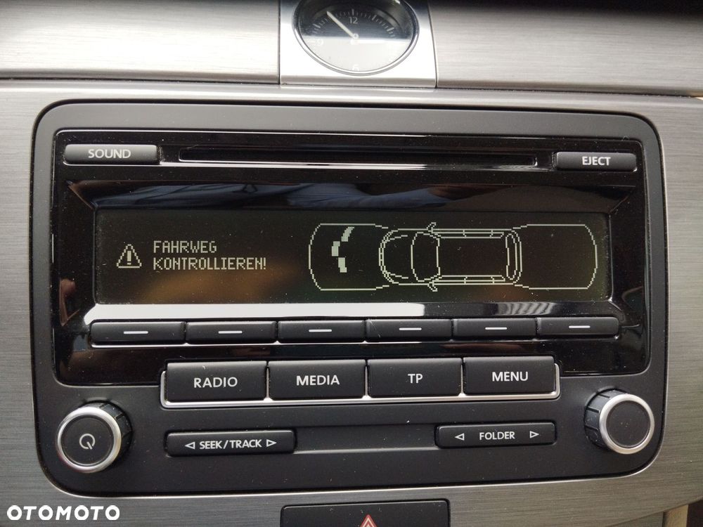 Volkswagen Passat 1.4 TSI BMT Comfortline - 24