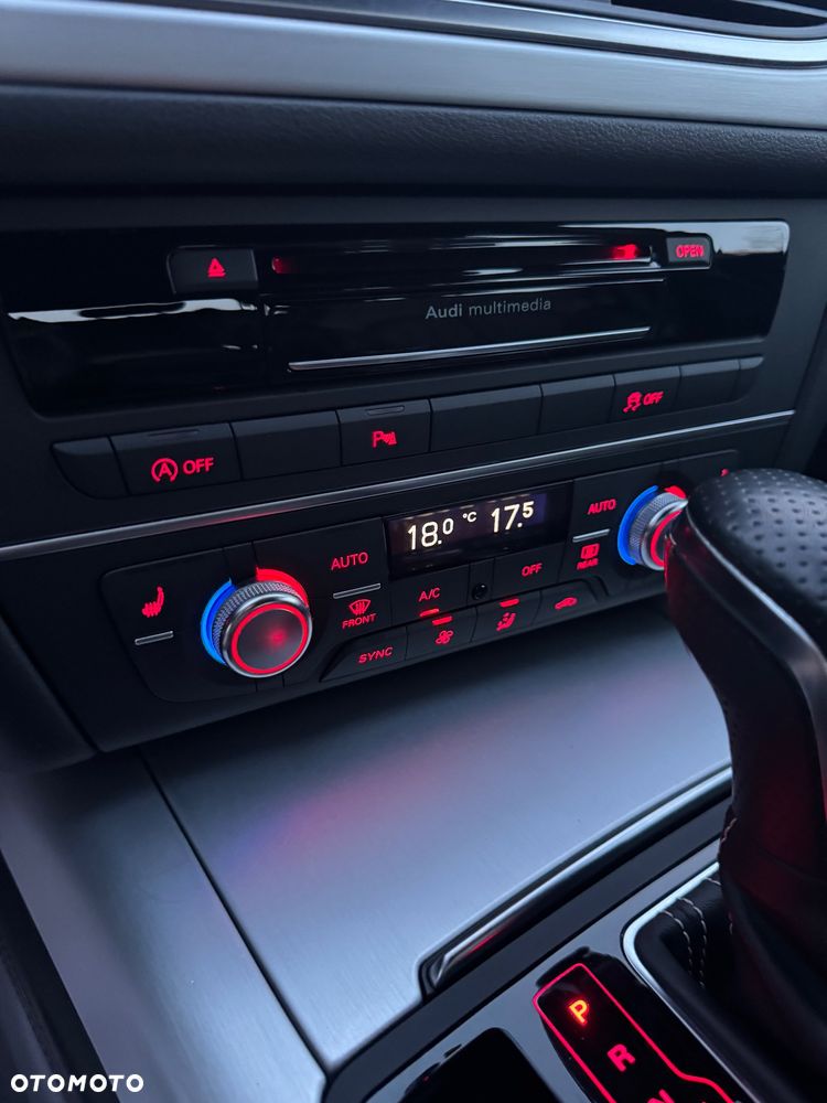 Audi A6 Avant 3.0 TDI quattro S tronic - 33