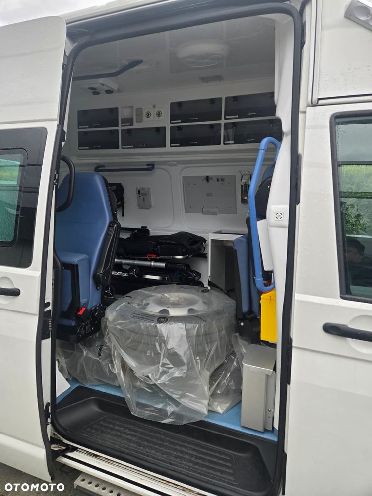 Volkswagen TRANSPORTER T6.1 Ambulans Karetka - 6
