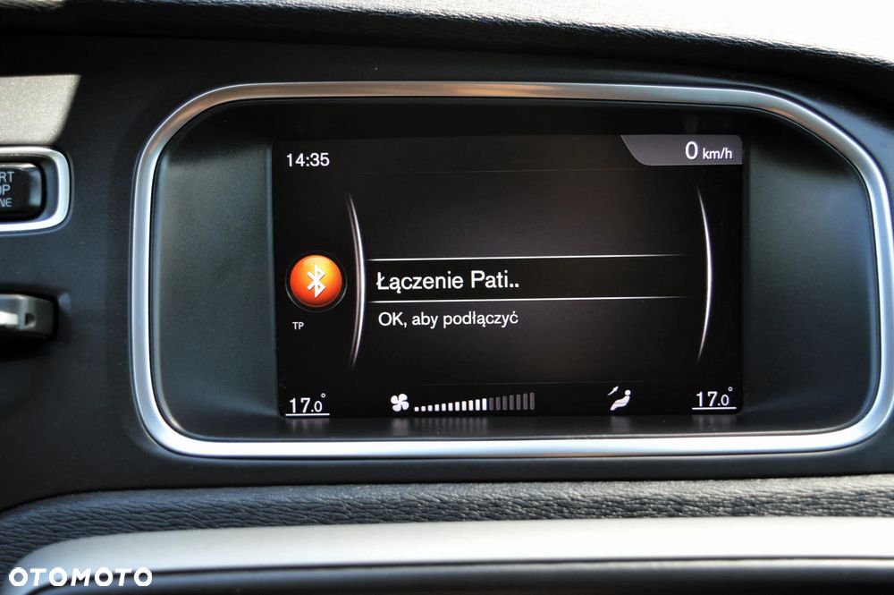 Volvo V40 T2 Momentum - 18